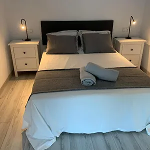 Brand New In The Location In Apartamento